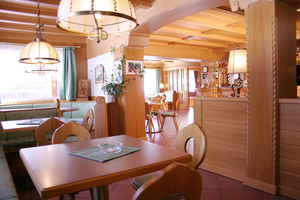 Hotel Cima Dodici Vigo di Fassa Eksteriør billede