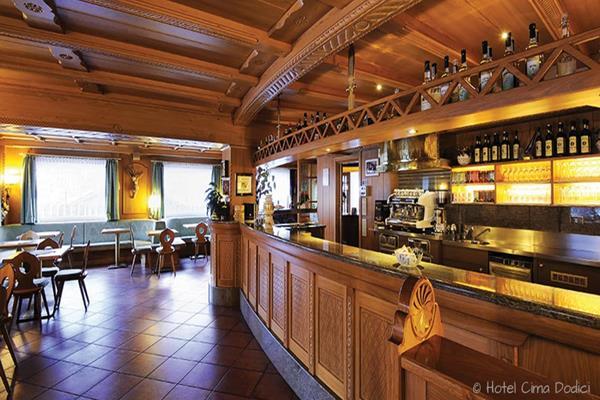 Hotel Cima Dodici Vigo di Fassa Eksteriør billede